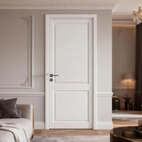 Portes d'entrée battantes intérieures modernes en bois massif, finition élégante pour projets résidentiels, appartements et villas