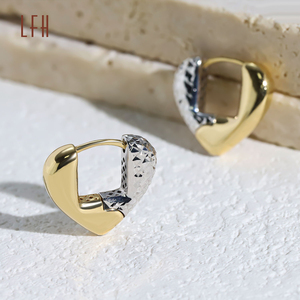 Wholesale 18k Real Gold Jewelry Hoop Heart <b>Earrings</b> for Women Heart Shape Hoop <b>Earrings</b> with Two Tones Pure Gold 18k - Product Image 3