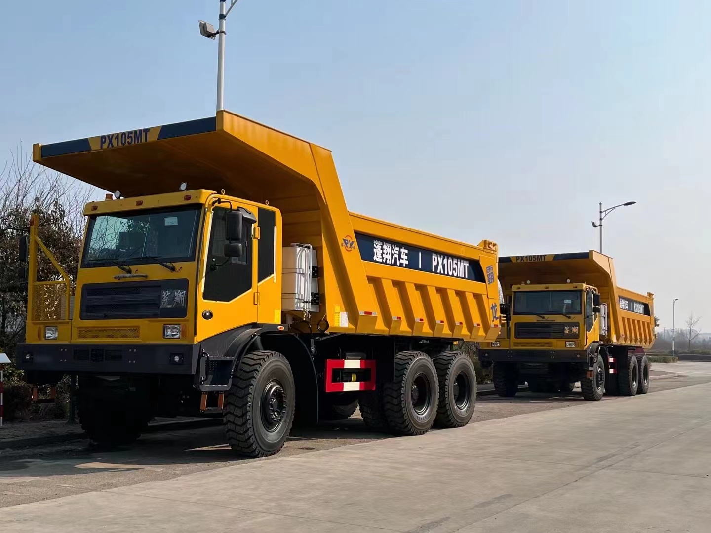 【新品未使用】GOOD YEAR 記念品　mining truck 新品未使用】GOOD YEAR 記念品 mining truck おもちゃ