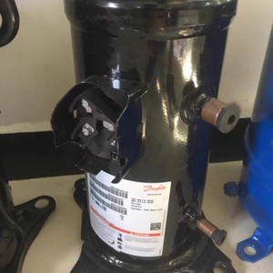 Compresor Industrial HYZL HRH049U2LP6 2.5 Hp Para Equipos de Refrigeración y Calefacción - Product Image 1