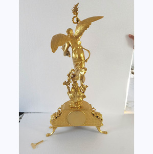 Reloj <span class=keywords><strong>de</strong></span> Repisa <span class=keywords><strong>de</strong></span> Estilo Antiguo Europeo, Chapado en Oro, con Figura <span class=keywords><strong>de</strong></span> la Diosa <span class=keywords><strong>de</strong></span> la Victoria - Product Image 2