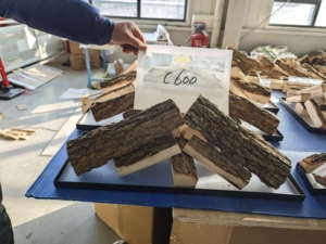 Résine céramique <span class=keywords><strong>Imitation</strong></span> réaliste de bûches de bois Cheminées électriques scintillantes simulées - Product Image 6