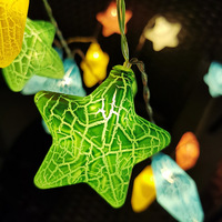 La nouvelle lumière LED en forme de cône de pin est adaptée aux décorations lumineuses de Noël pour arbres extérieurs, aux lumières d'ambiance pour chambre à coucher.