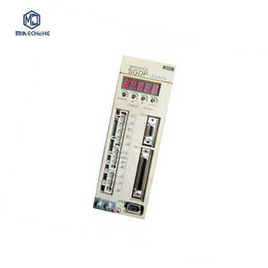 ไดรฟ์เซอร์โว AC สามเฟส 200W รุ่น SGDP-02APA สำหรับการใช้งานกับคอนโทรลเลอร์ PLC อุตสาหกรรม - Product Image 1