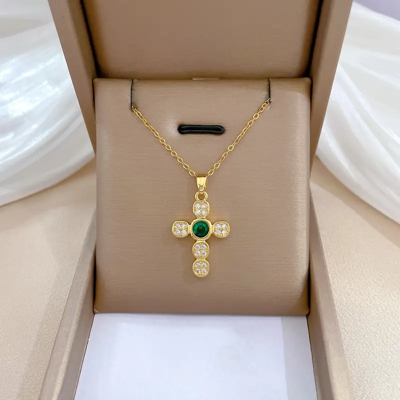 Luxury Vintage 18K Gold Stainless Steel Chain Zircon Cross Pendant Necklace Women Shiny Cz Choker Necklace Jewelry For Gift