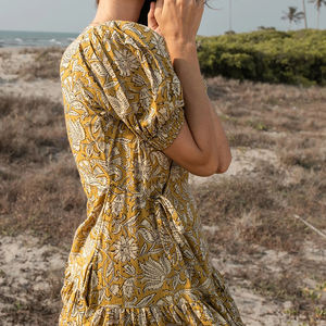 Robes pour femmes grande taille à imprimé plage, col en V, style designer, robe midi luxueuse en coton biologique 100% - Product Image 5