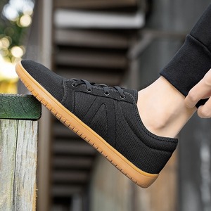 Zapatos Deportivos Casuales Ligeros para Hombre, con Malla Transpirable, Cordones y Antideslizantes, con Amortiguación EVA, para Deportes al Aire Libre, de Algodón, para Todas las Temporadas - Product Image 1