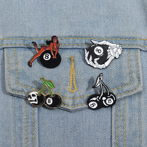 Al por mayor Pin esmaltado negro de 8 puntas de béisbol, Broches de calavera punk personalizados, Broches de cereza punk, Insignias de solapa, Joyería gótica, Regalo para amigos - Product Image 1