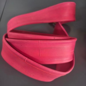 Cámara de Aire <span class=keywords><strong>para</strong></span> Bicicleta de Goma Natural de Color Rojo de 26x2.125, Cámara de Aire <span class=keywords><strong>para</strong></span> Bicicleta de Montaña/Carretera/BMX, Accesorios <span class=keywords><strong>para</strong></span> Bicicleta - Product Image 4