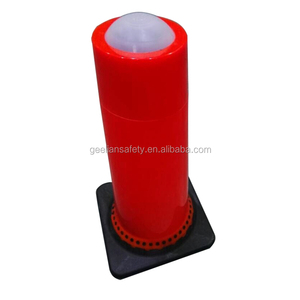 Cône de circulation pour vélo de route de grande taille 70cm, plastique <span class=keywords><strong>PVC</strong></span>, robuste, avec bande réfléchissante noire, adapté au système IPS, 1 pièce