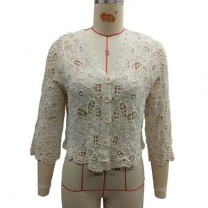 <span class=keywords><strong>Cardigan</strong></span> court élégant en <span class=keywords><strong>maille</strong></span> ajourée pour femme, tricoté en dentelle, motif floral au crochet, demi-manches, devant ouvert, collection 2026 - Product Image 2