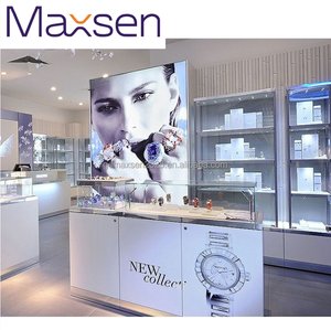 Exhibidor de Joyería <span class=keywords><strong>con</strong></span> Iluminación LED de Vidrio de Estilo Moderno, Hecho a Medida, Ecológico - Product Image 4