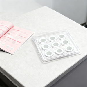 Kore özel <span class=keywords><strong>HA</strong></span> 9 nokta akne sökücü yamalar şeffaf Microneedle hidrokolloid akne yama OEM - Product Image 2