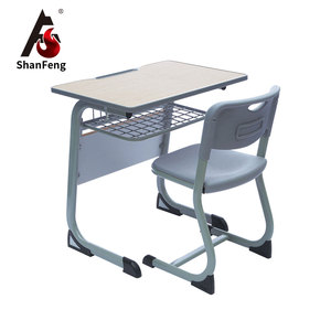 Set Economico di Scrivania e Sedia in Legno per Studenti con Pannello Frontale per Scuole Indonesiane di Livello Superiore, Medio e Elementare - Product Image 1