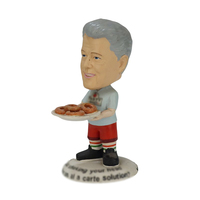 Figurine de serveur de restaurant personnalisée en résine, style bobblehead, pour la décoration intérieure et les souvenirs, vente en gros