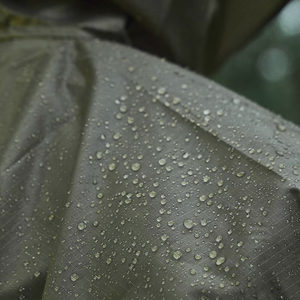 Veste de pluie simple légère portable Poncho de pluie en polyester imperméable bâche de camping multifonctionnelle pour les excursions d'escalade - Product Image 4