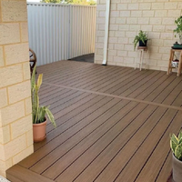 Revêtement de terrasse en WPC à grain de bois profond, extérieur, solide, en composite WPC gaufré 3D pour la décoration de jardin et de terrasse