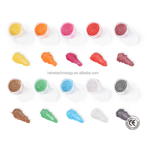 Poudre de mica pour décoration de gâteau en poudre de poussière lustrée aux normes européennes, 10 couleurs gratuites, <span class=keywords><strong>comestible</strong></span>, pour gâteau et boissons, E171 - Product Image 2