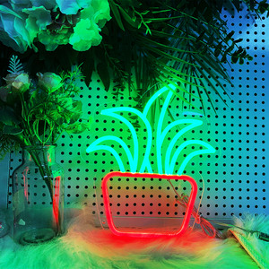 Luces LED de neón y letreros de neón con diseño personalizado gratuito. Letreros de neón LED personalizados disponibles para uso comercial, fiestas de cumpleaños y el hogar. - Product Image 1