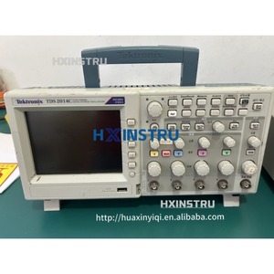 TDS2014C ออสซิลโลสโคปแบบดิจิตอล100MHz, 2GS/S TDS 2014C เอช - Product Image 3