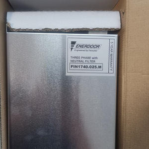 Alimentation électrique industrielle Finmotor FIN1700E.034.M, refroidissement par convection forcée pour utilisation avec moniteur - Product Image 2