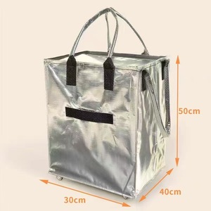 กระเป๋าช้อปปิ้งพับได้ OEM สีเงิน ขนาด 30x40x50 ซม. พร้อมล้อ กระเป๋าเก็บความเย็นสำหรับปิกนิกกลางแจ้ง - Product Image 1