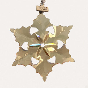 Adornos Navideños de Cristal con Diseño de Copo de Nieve, Edición Anual, para Decoración Festiva - Product Image 2