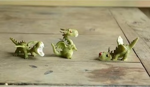 2025 Miniature Fairy Garden Terrarium Mini <span class=keywords><strong>Dragon</strong></span> jouant avec une statue de coccinelle - Product Image 4