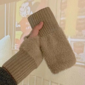 Guantes suaves <span class=keywords><strong>de</strong></span> invierno con medio dedo para mujer, guantes cálidos <span class=keywords><strong>de</strong></span> lujo sin dedos <span class=keywords><strong>de</strong></span> punto <span class=keywords><strong>de</strong></span> felpa blanca sólida - Product Image 6