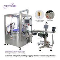Machine de remplissage, de sertissage et de marquage laser automatique YETO pour flacons de parfum liquide, idéale pour les petites lignes de production.