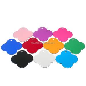 Cá Nhân Bốn Lá Cỏ Ba Lá Pet ID Tag Tùy Chỉnh Con Chó Mèo Thẻ Nhỏ Lớn Vật Nuôi Bằng Đồng Sắt Khắc Tên Anime Theo Chủ Đề Vật Nuôi Quà Tặng - Product Image 1