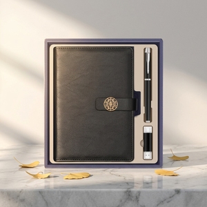 Set de Regalo Empresarial Personalizado 7 en 1: Batería Externa, Termo, Cuaderno Azul, Caja de Bienvenida para Conferencias Corporativas, Kit de Recuerdos Premium para Oficina - Product Image 5