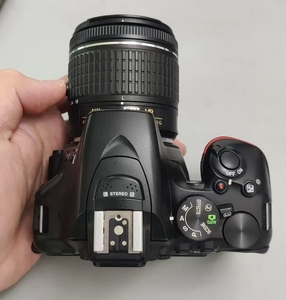 กล้องดิจิตอลมือสองของแท้ รุ่น D5600 ชุดเลนส์ 18-55 มม. ครบชุด กล้อง APS-C - Product Image 1