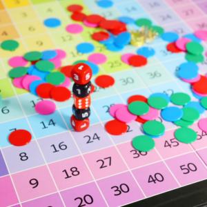 Gioco da Tavolo Strategico in Legno per l'Apprendimento della Matematica per Bambini, Giocattolo Educativo Multi-Clash per Bambini dai 7 Anni in Su, Insegnamento dell'Addizione - Product Image 5