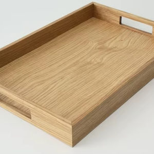 Plateau rond en bois artisanal avec poignée enveloppée de jute, parfait pour servir des collations, des boissons, des plateaux de fromage, pour la décoration de la maison - Product Image 1