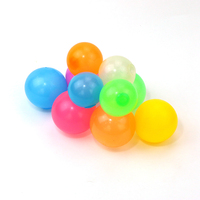 Balle anti-stress en gros, lumineuse dans le noir, balles collantes, balles lumineuses pour plafond, jouets sensoriels pour enfants