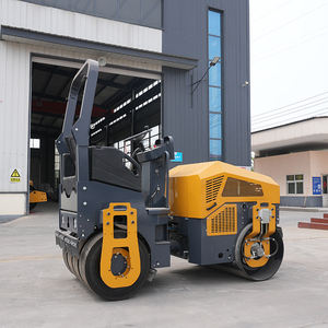 Machine à vibrer le béton bitumineux FURD FYL-1200, moteur diesel Kubota, pompe hydraulique haute puissance, double tambour. - Product Image 2