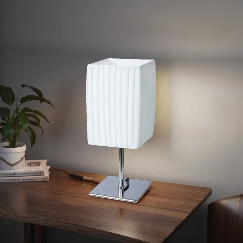 Moderna lampada da tavolo con luce a LED per camera da letto e soggiorno camera da letto,