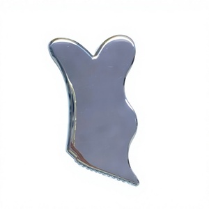 Planche Gua Sha en acier inoxydable 304 de nouvelle conception avec bord dentelé pour massage facial - Product Image 2