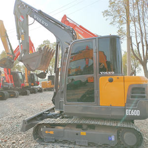 Mini pelleteuse 6 tonnes Volvo EC60D d'occasion Volvo EC55 60 140 210 240 250 290 300 350 pelle hydraulique sur chenilles - Product Image 5