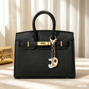 Gold Letter <b>T</b> Keychain Carabiner Charm Luxury Bag Accessory Zinc Alloy Metal Pendant - Product Image 6