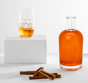 Bouteille en verre personnalisée avec logo estampé à chaud en forme <span class=keywords><strong>de</strong></span> crâne, 500 ml/750 ml, bouchon en liège, pour spiritueux, tequila, <span class=keywords><strong>vodka</strong></span>, brandy, whisky, rhum, gin, liqueur - Product Image 3