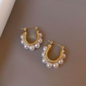 Pendientes de Aro en Forma de U con Perlas de Imitación, Estilo Coreano, Modernos y Elegantes, Accesorios de Joyería Fina para Mujer - Product Image 3