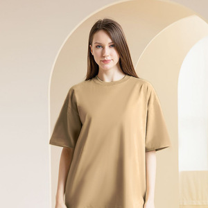 Camiseta de Algodão Pesado de 300g para Homens e Mulheres em Cor Sólida, Oversized, Gola Redonda, Manga Curta, Solta e Ombros Descidos - Product Image 4