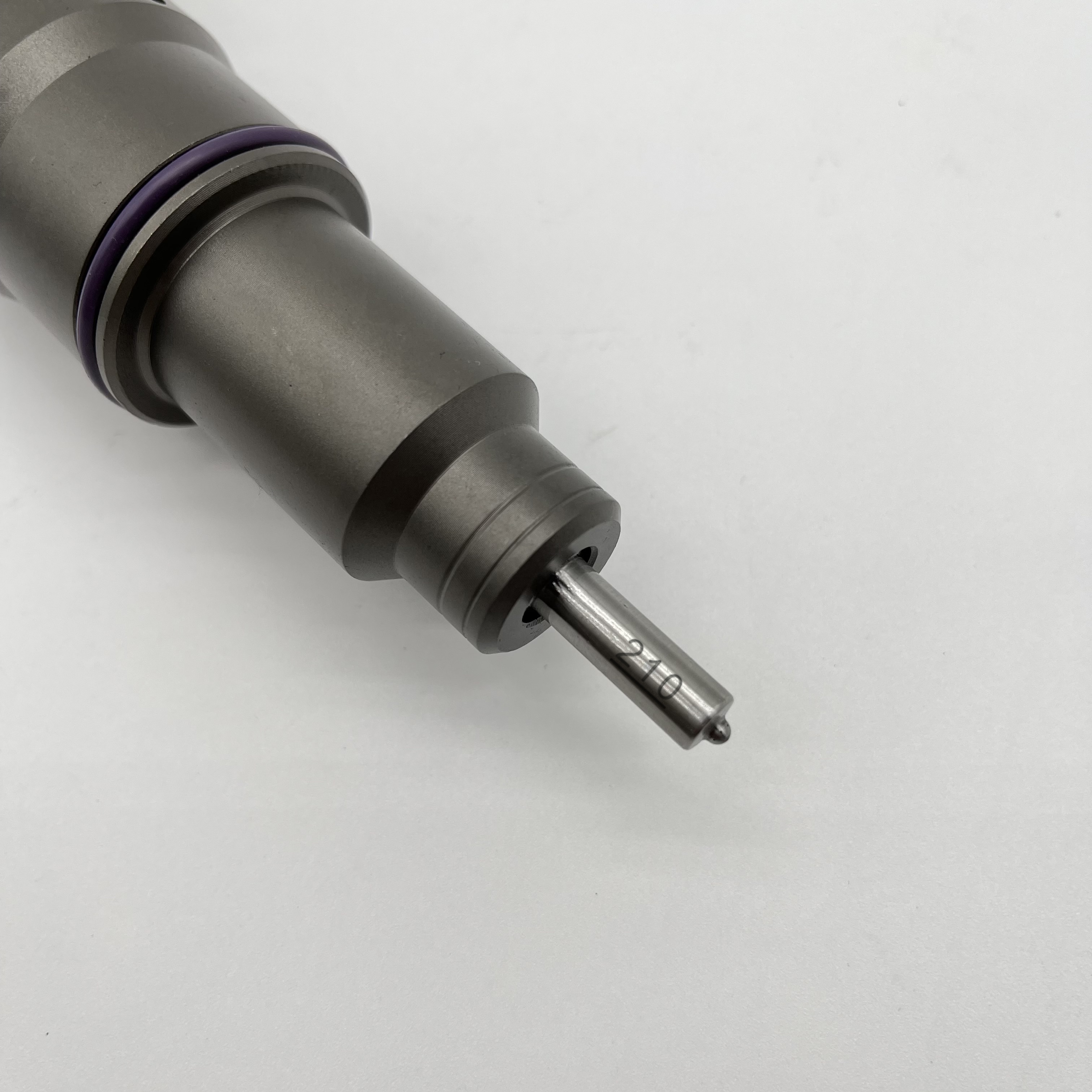 common rail injector 74221644598 BEBE4D35002 injector for RENAULT 11LTR diesel fuel injector 74221644598 BEBE4D35002