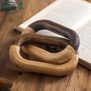 Anillo Doble de Madera Hecho a Mano, Decoración Rústica de Dos Tonos para el Hogar, Decoración para Sala de Estar o Entrada, Cadena de Madera Sólida - Product Image 2