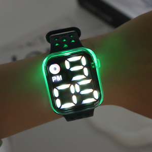 Reloj Digital de Gelatina con Luz Nocturna LED Intermitente, Diseño Cuadrado, Tendencia de Moda 2025, para Parejas de Estudiantes, Hombre y Mujer - Product Image 3