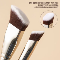 Pinceau de Maquillage Professionnel de Luxe à Poils Synthétiques Véganes Plats Angulés, Manche en Bois, Nouveau Design, Haute Qualité, Offre Spéciale