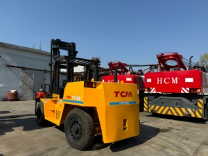 16 Tons Diesel & Electric Forklift Various Colors <b>Used</b> <b>Pallet</b> Truck in Good Condition Internal Combustion Forklift TCM FD160 - Product Image 2
