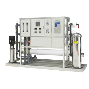 Prix fabricant Embouteilleuse d'<span class=keywords><strong>eau</strong></span> avec système d'osmose inverse pour <span class=keywords><strong>filtration</strong></span> d'<span class=keywords><strong>eau</strong></span> <span class=keywords><strong>de</strong></span> <span class=keywords><strong>pluie</strong></span> - Product Image 1